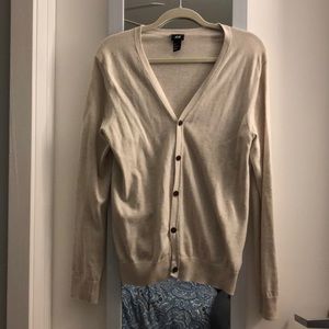 H&M Men’s cream cardigan, size small